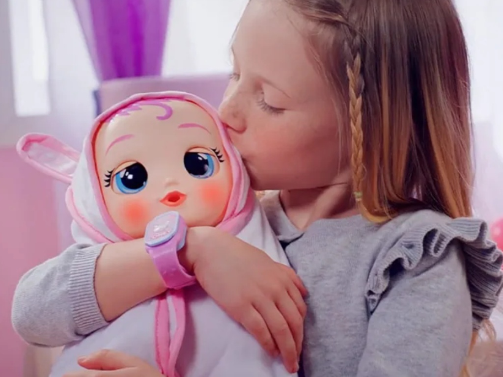 Az IMC Toys Cry Babies Newborn segít a gyerekeknek felfedezni a gondoskodó nevelést