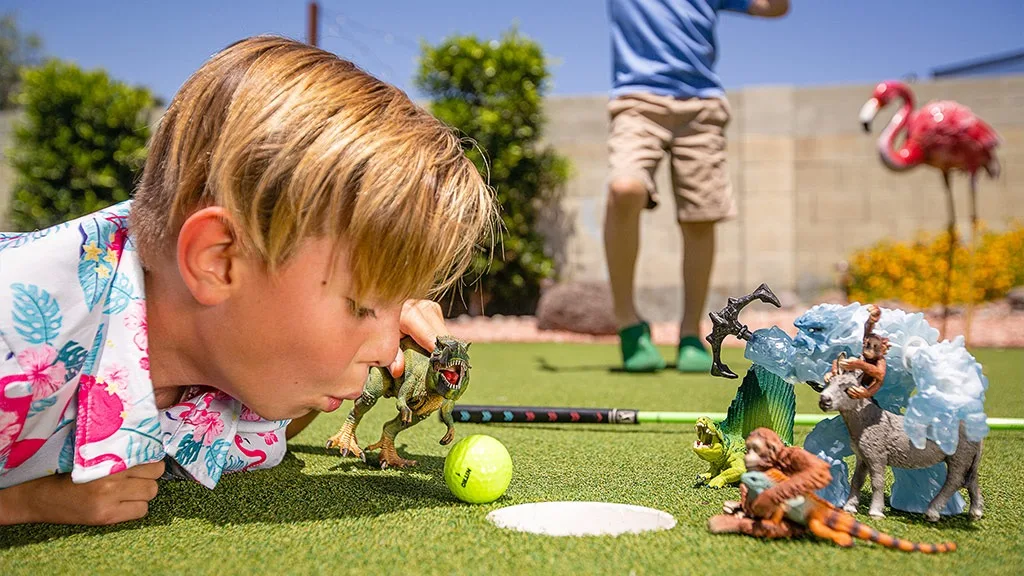 A gyerekek csatlakozhatnak a Dino csapathoz a Schleich Dinosaurs: Mission Dino Camp játékban