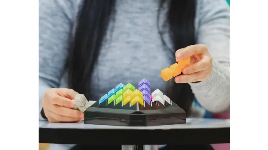 A Kanoodle Pyramid egy menő agytornáztató TikTok trend mindenkinek