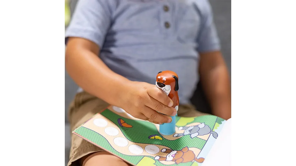 A Melissa &amp; Doug Sticker WOW! csomag épp időben jelenik meg a Nemzeti Matricanapra.
