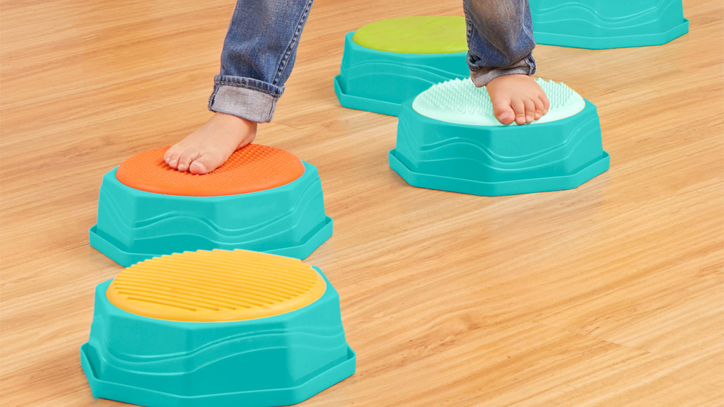 Játékbemutató: B-Toys egyensúlyozó és építő készlet
