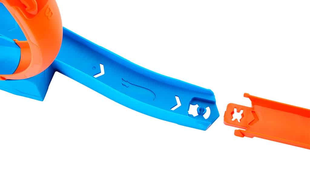 A Hot Wheels bemutatja az új Speedy-Snap pályákat a kis versenyzőknek