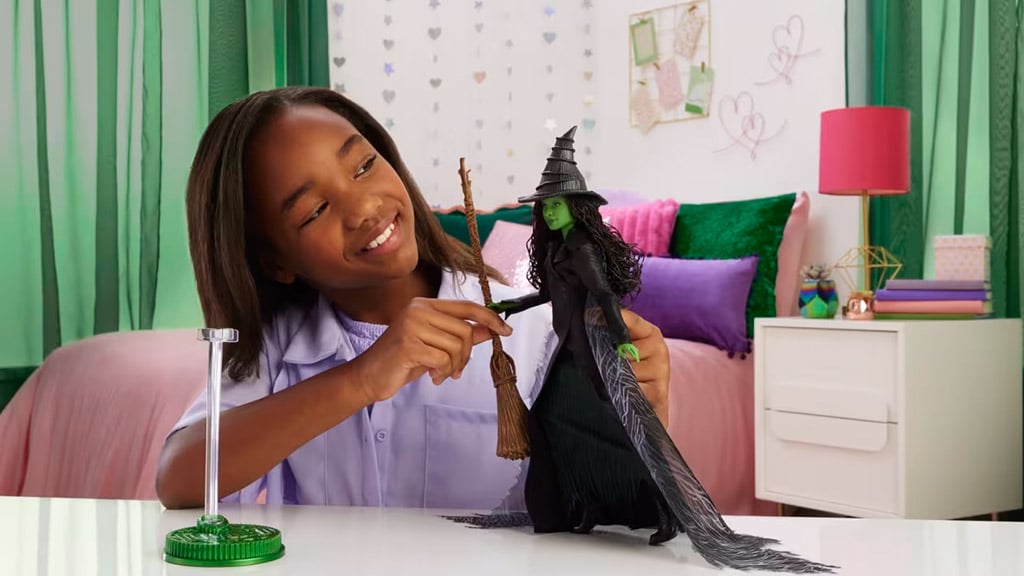 Nincs még egy olyan hely, mint ahová a Mattel Wicked játékszettjei elrepítik a gyerekeket