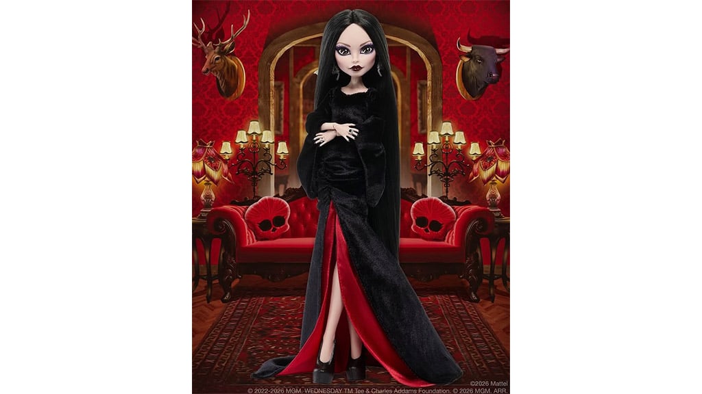 Ez a Mattel Monster High Morticia Addams baba elbűvölően komor