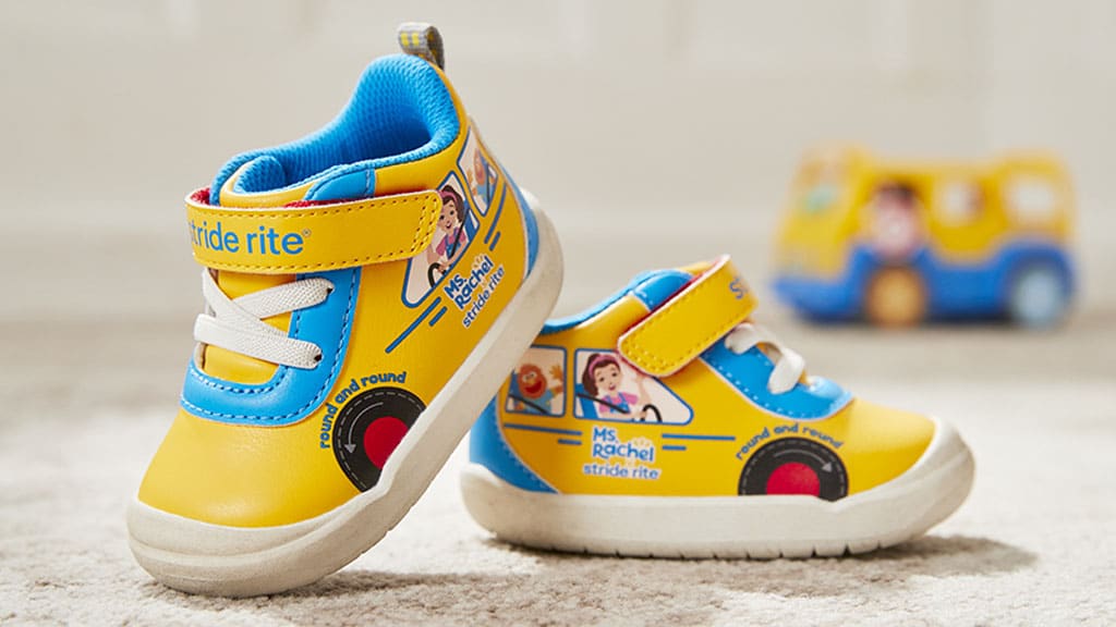 Minden lépés egy tanulási élmény a Stride Rite Ms. Rachel cipőkollekciójával