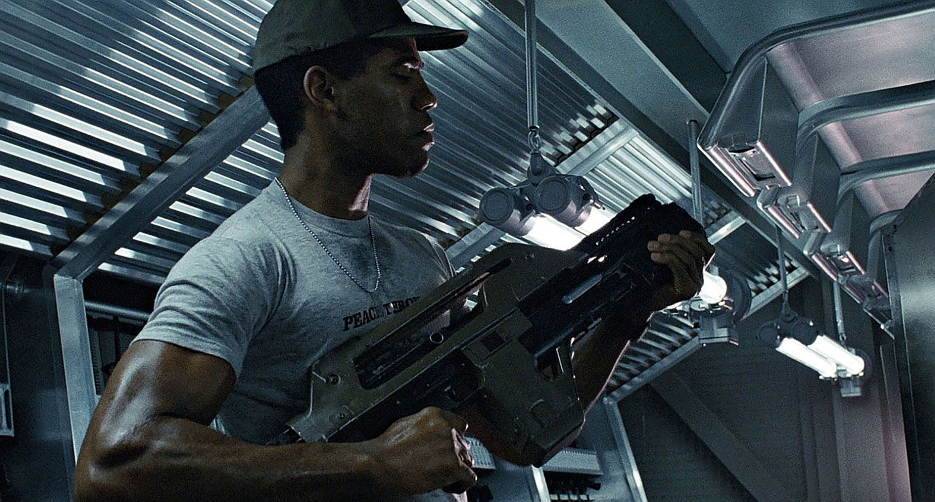 Nerf M41A impulzus fegyver az Aliens 35. évfordulójára