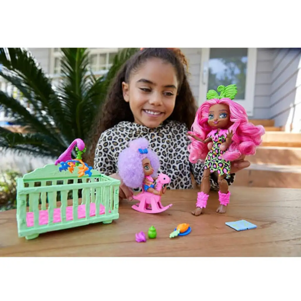 Cave Club: Bébiszitter játékszett kiegészítőkkel - Mattel kép 6