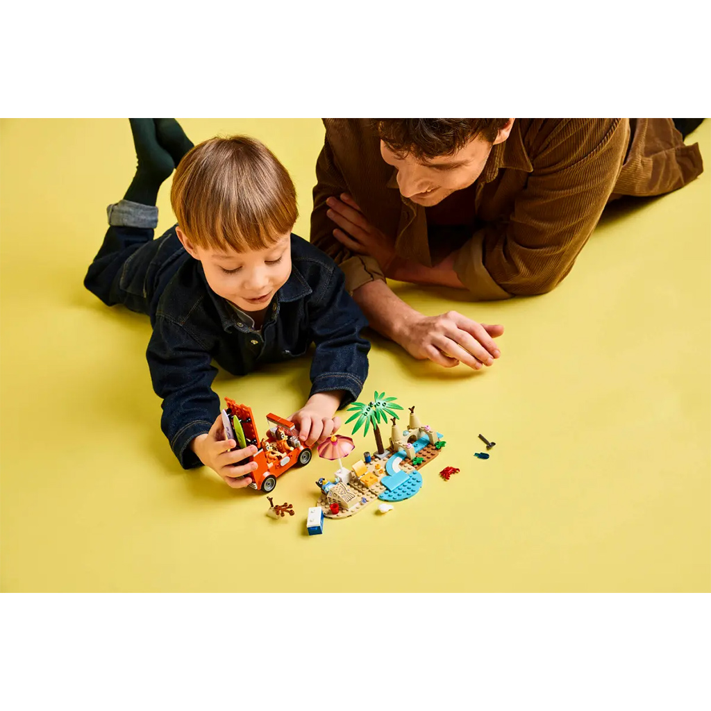 LEGO® Bluey™: Bluey és családja a tengerpartra utazik (11202L) kép 7