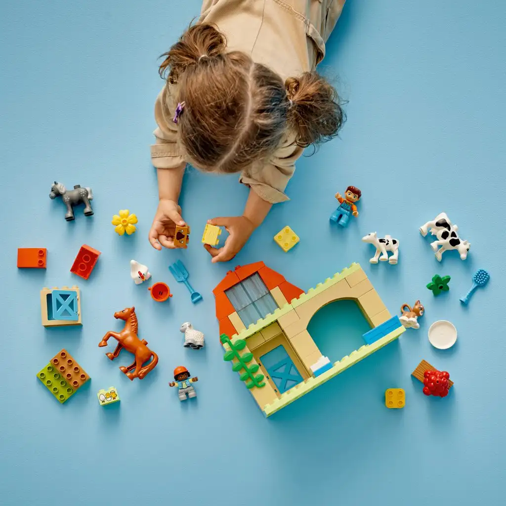 LEGO® DUPLO®: Állatok gondozása a farmon (10416) kép 5