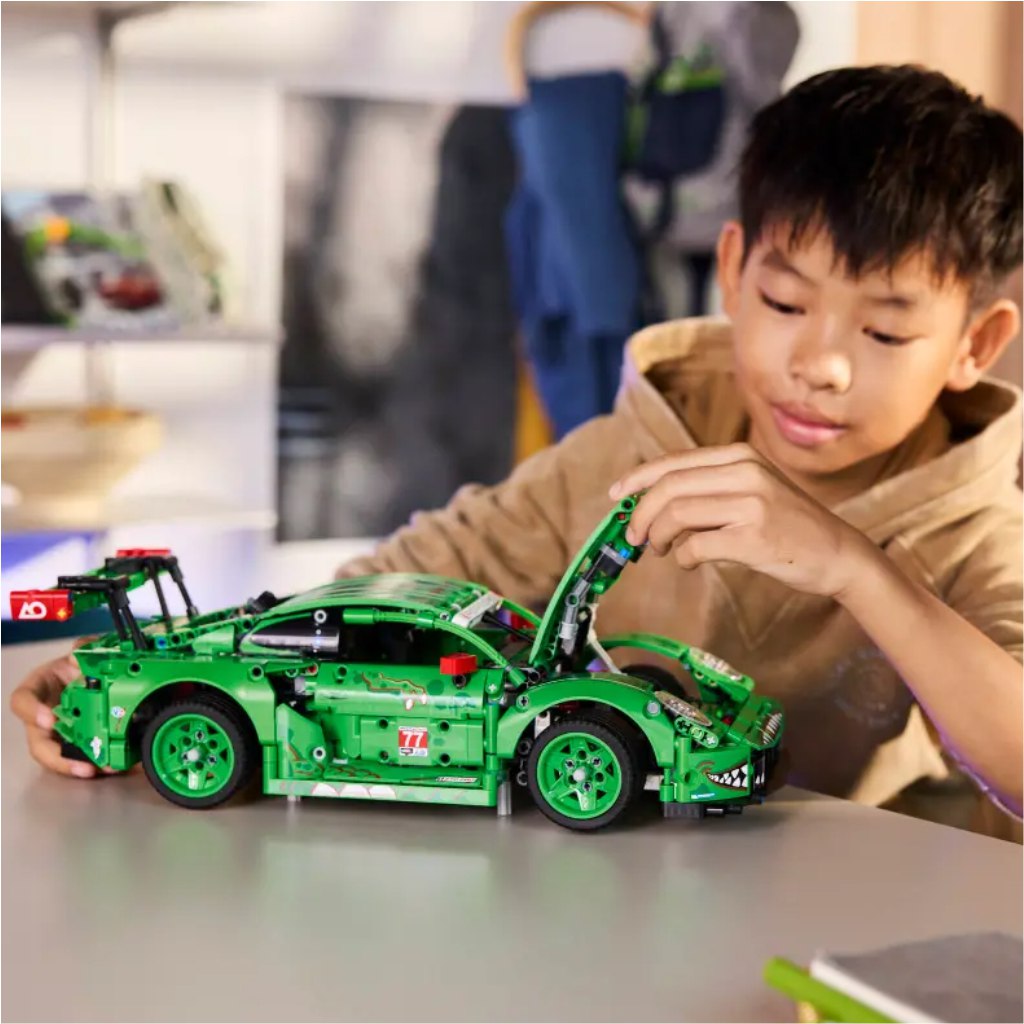LEGO® Technic: Porsche 911 GT3 R REXY AO Racing autó (42224) kép 6