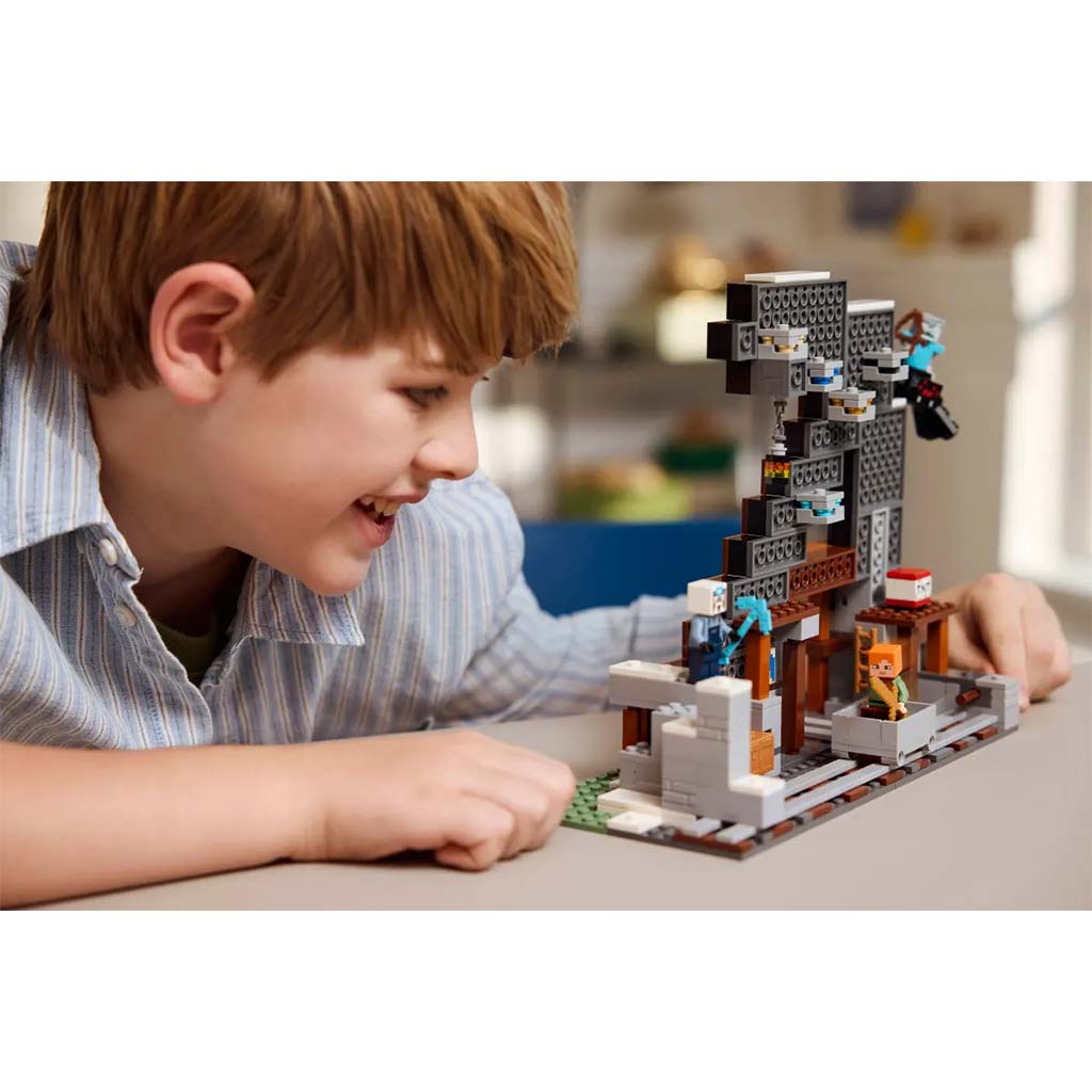 LEGO® Minecraft: A csákánybánya (21277) kép 7