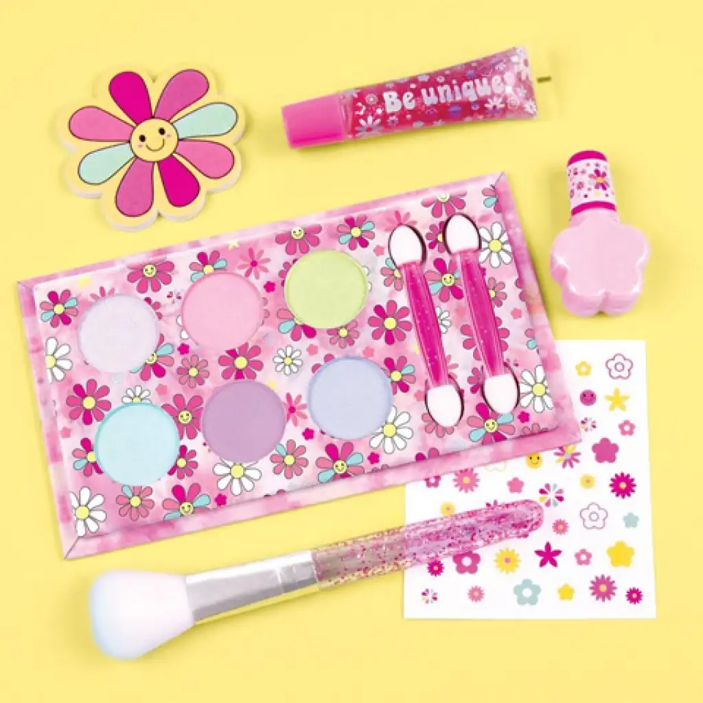 Make it Real: Blooming Beauty virágos smink szett kép 2