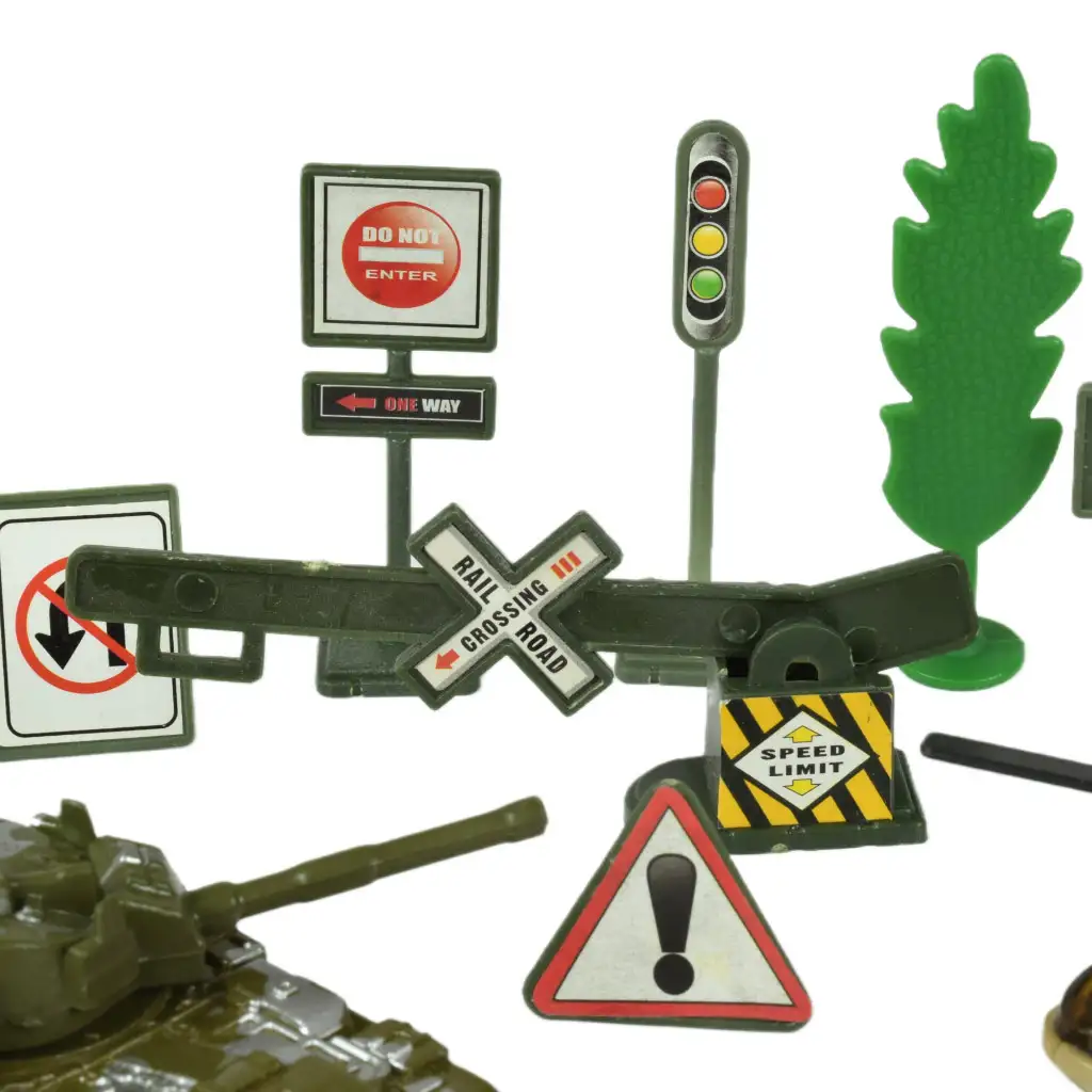 Super Army: Katonai játékszett járművekkel és kiegészítőkkel többféle változatban 1db kép 4