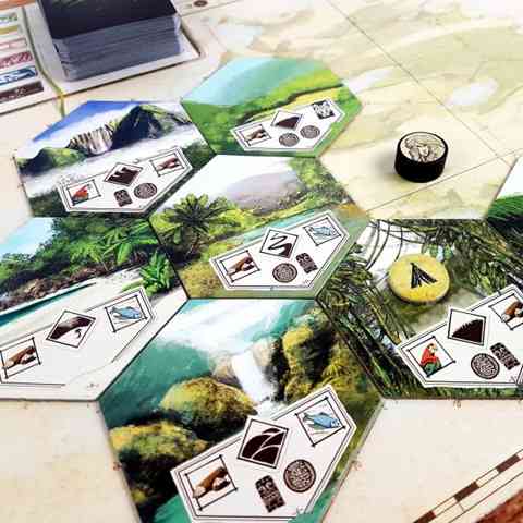 Robinson Crusoe: Kalandok az elátkozott szigeten társasjáték kép 4