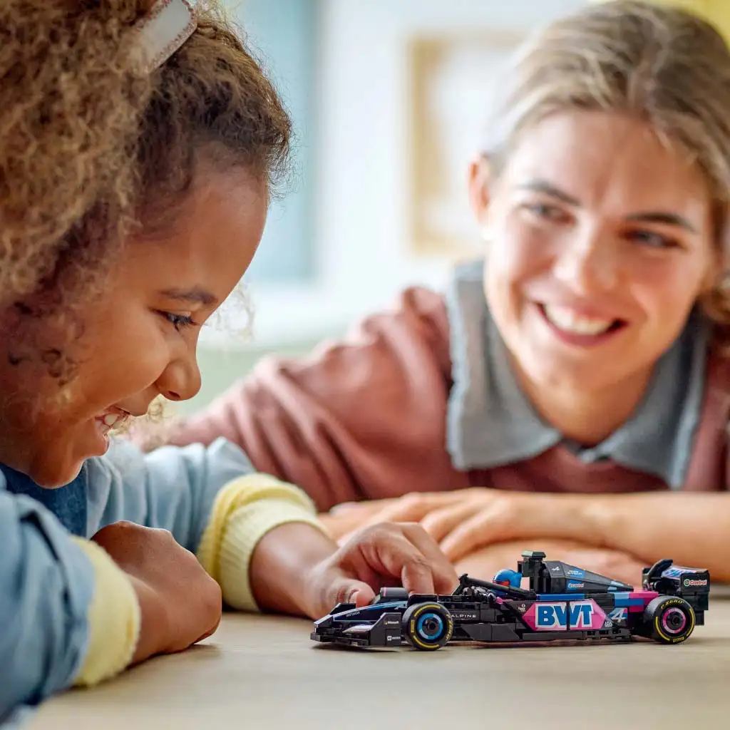 LEGO® Speed Champions: BWT Alpine F1® Team A524 versenyautó (77248) kép 5
