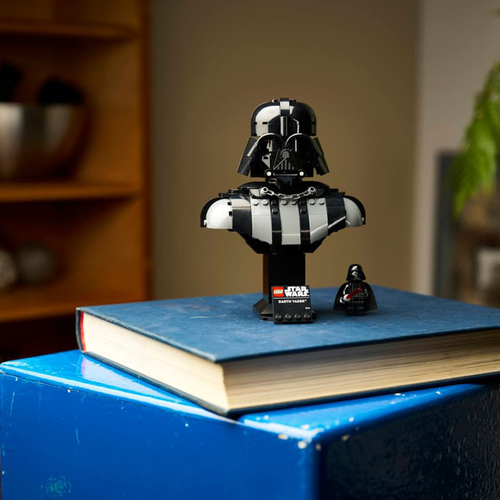 LEGO® Star Wars™: Darth Vader™ mellszobor (75439) kép 5