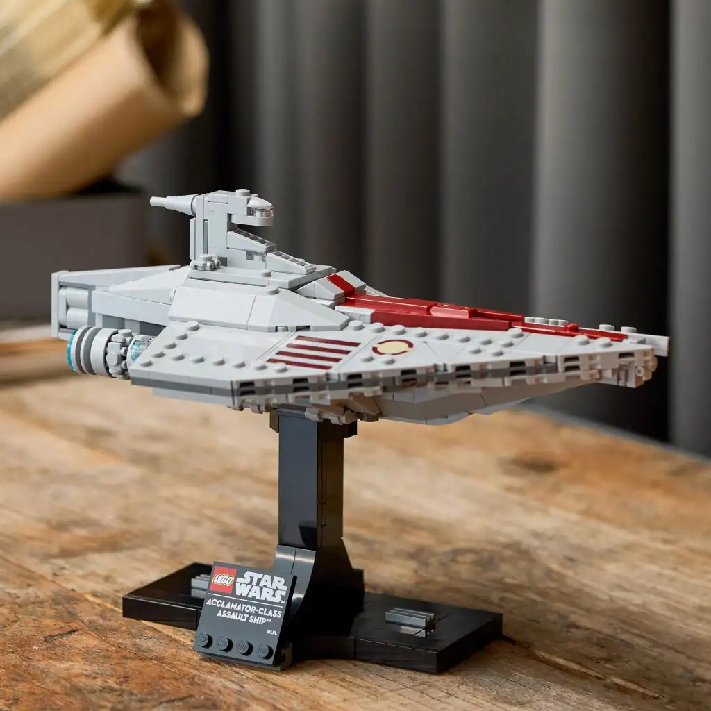 LEGO® Star Wars™: Acclamator-osztályú rohamhajó™ (75404) kép 4